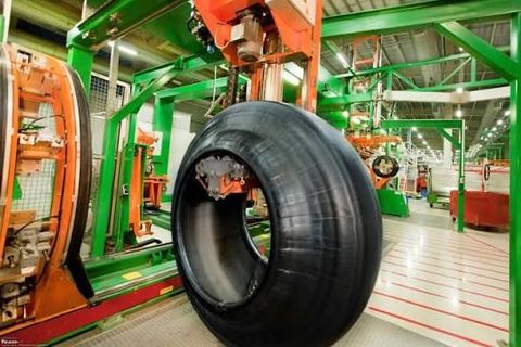 Complete Tyre Building Machine Guide: Explore Manufacturing Process, Machine Components, Working Principles, Maintenance Tips, and Industry Insights