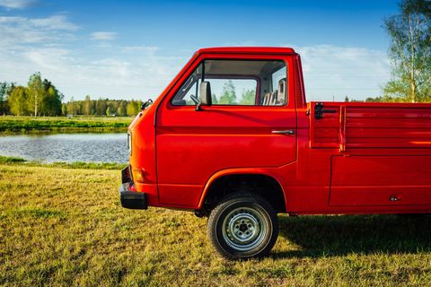 Car Detailing Guide: Basics, Tips, Insights, and Complete Care Overview
