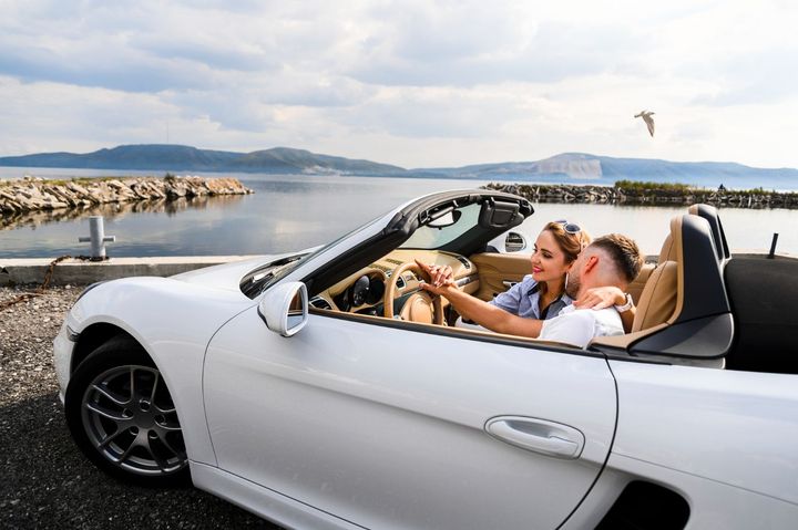 Premium Rental Car Experiences Guide: Explore Luxury Vehicle Bookings, Travel Tips, Driving Insights, and Premium Car Information