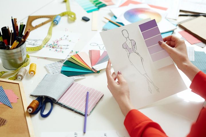 Learn Fashion Design: A Guide to Course Detail, Creative Skills, and Essential Knowledge