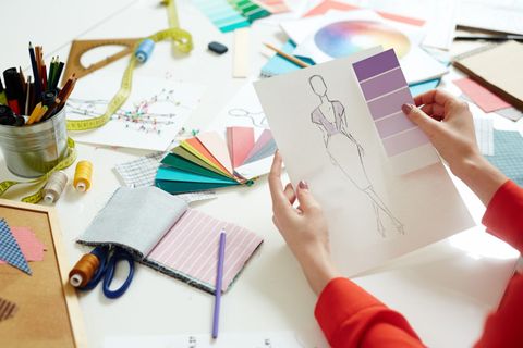 Learn Fashion Design: A Guide to Course Detail, Creative Skills, and Essential Knowledge